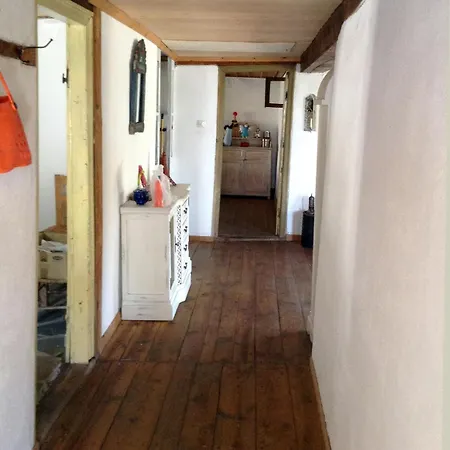 Traditional Stone House In A Great Garden Vakantiehuis *