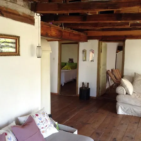 Traditional Stone House In A Great Garden Vakantiehuis *